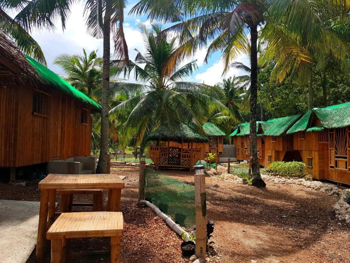 Nirvana Resort & Dive Centre - Моалбоал Екстериор снимка