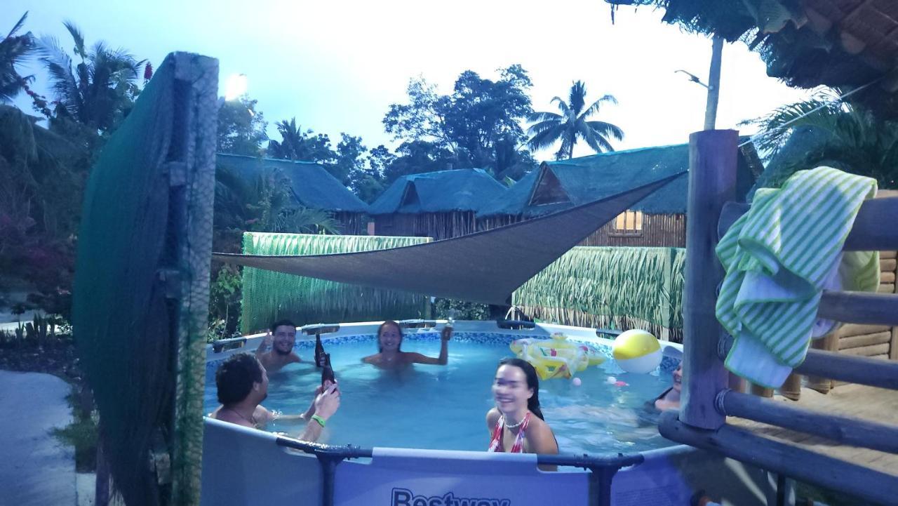 Nirvana Resort & Dive Centre - Моалбоал Екстериор снимка