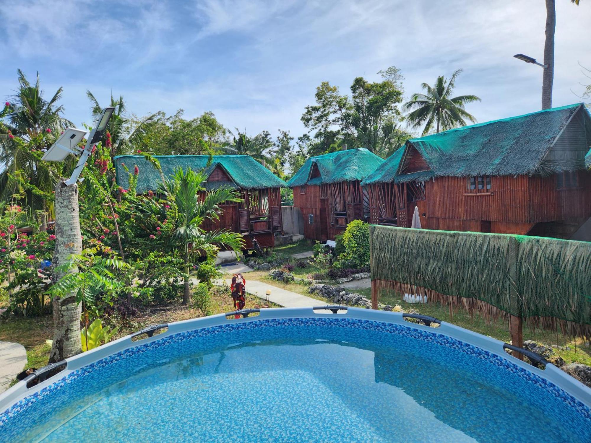 Nirvana Resort & Dive Centre - Моалбоал Екстериор снимка