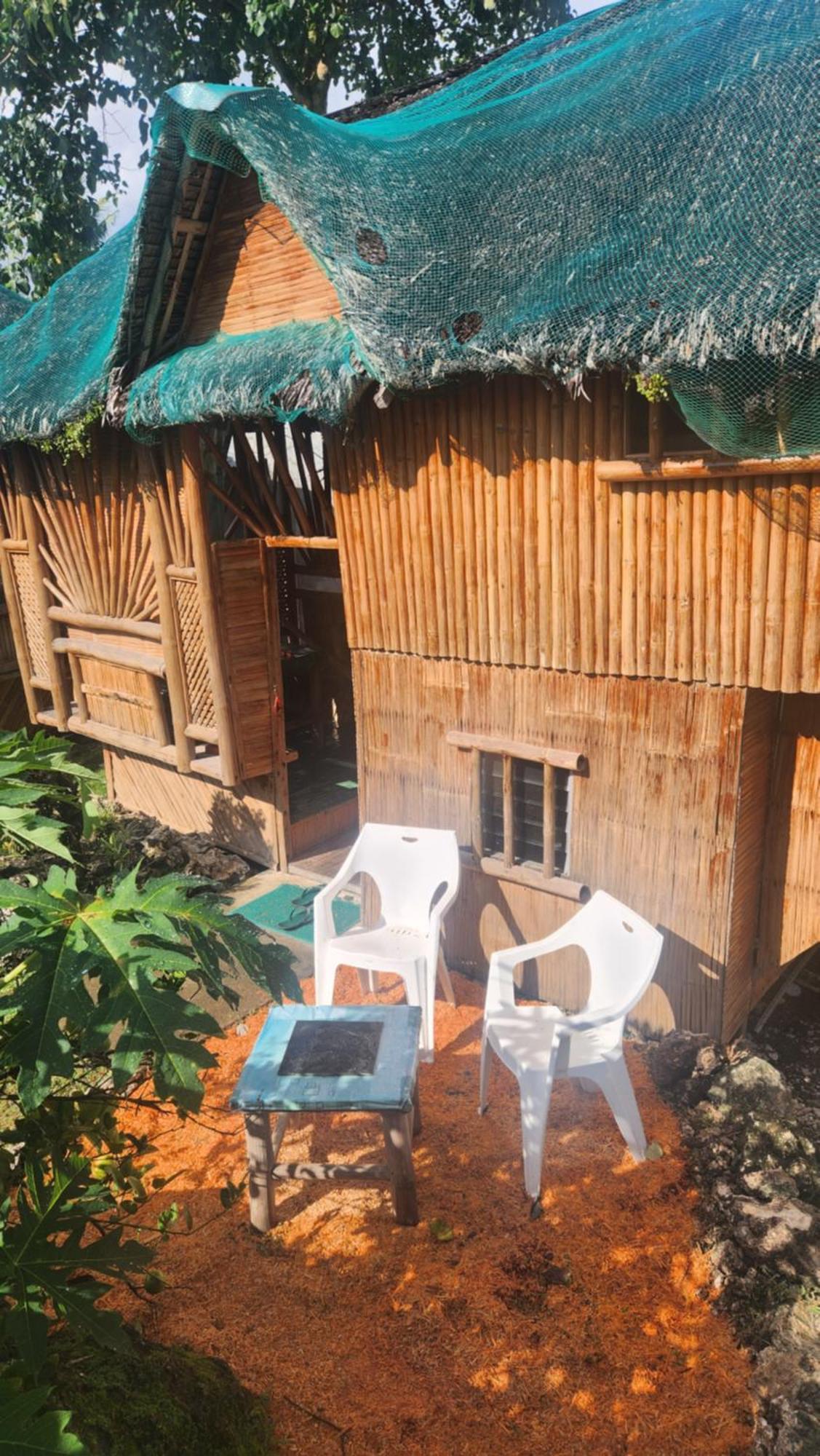 Nirvana Resort & Dive Centre - Моалбоал Екстериор снимка