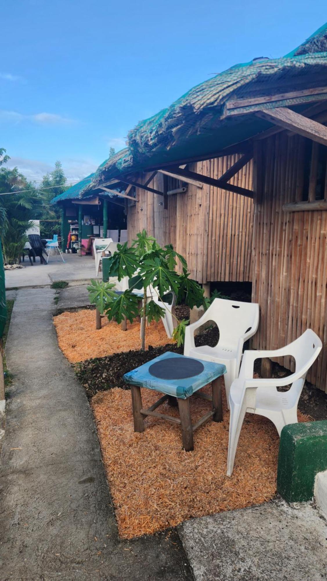Nirvana Resort & Dive Centre - Моалбоал Екстериор снимка