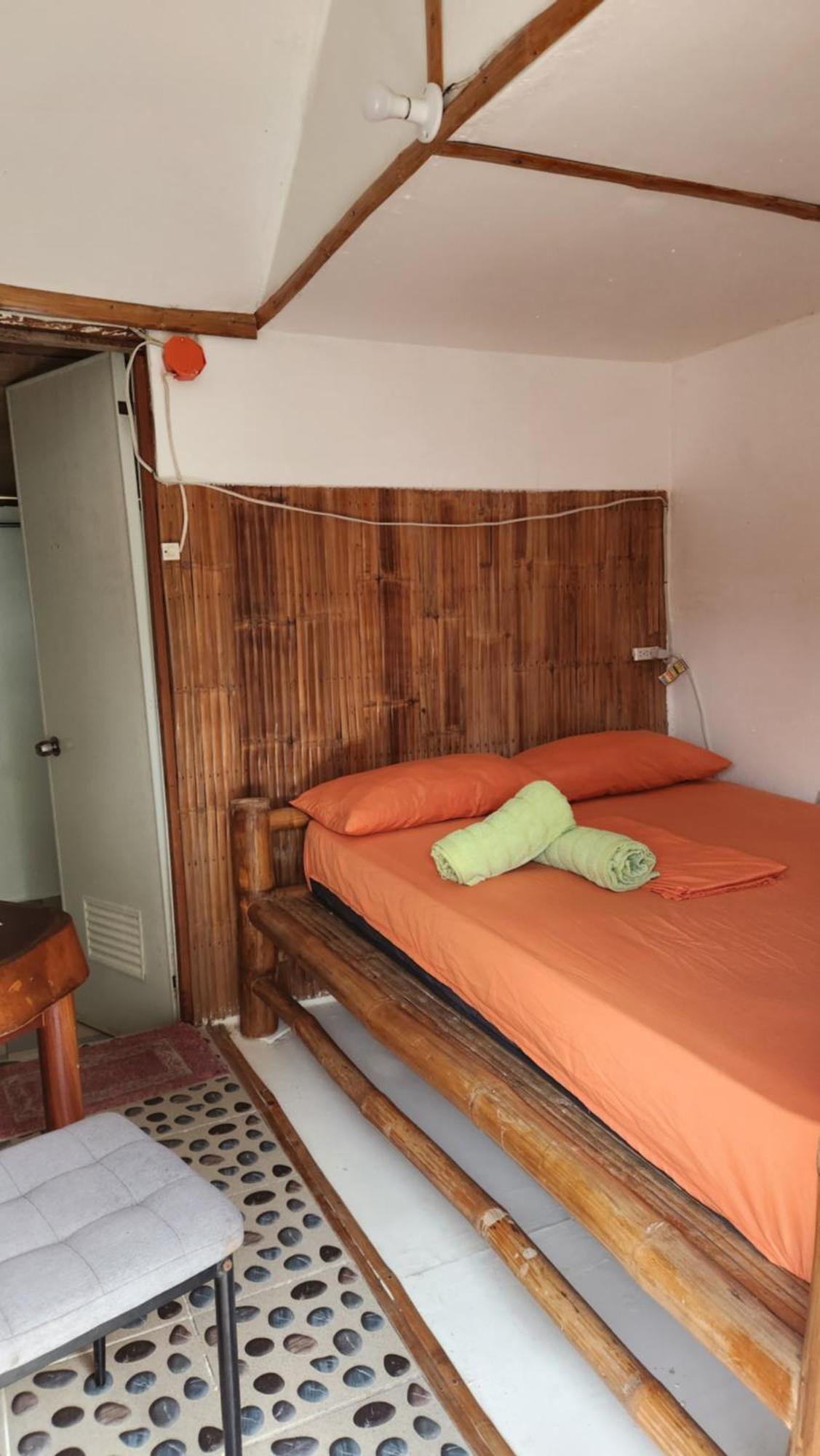 Nirvana Resort & Dive Centre - Моалбоал Екстериор снимка