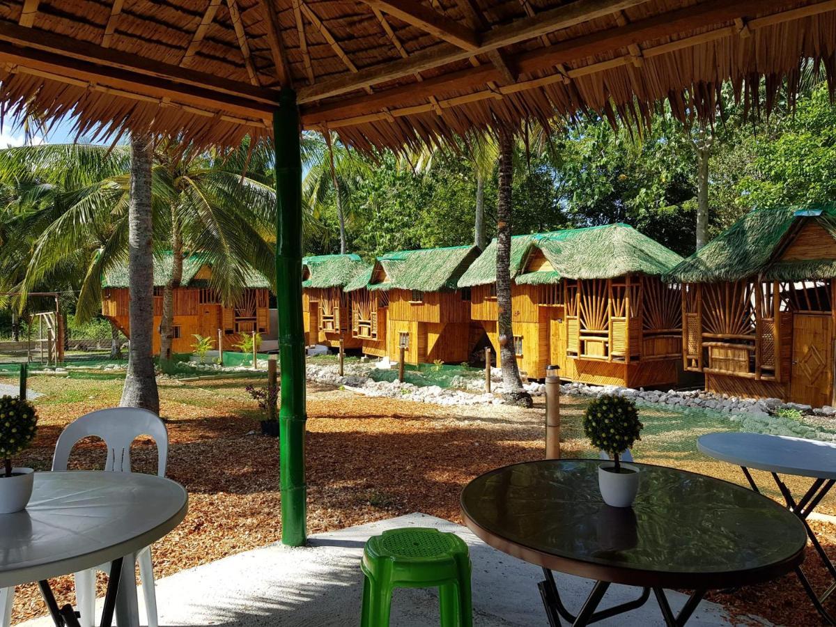 Nirvana Resort & Dive Centre - Моалбоал Екстериор снимка